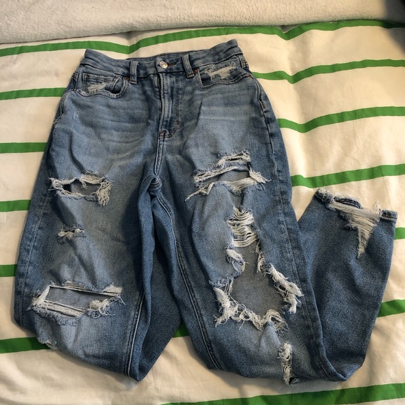 American Eagle Stretch Curvy Mom Jeans - Picture 1 of 3